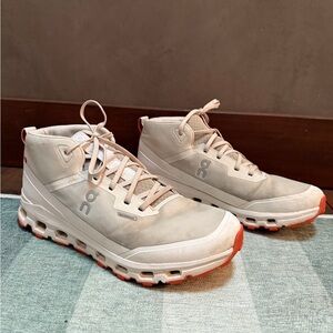 On Cloudroam Waterproof Men’s size 11.5